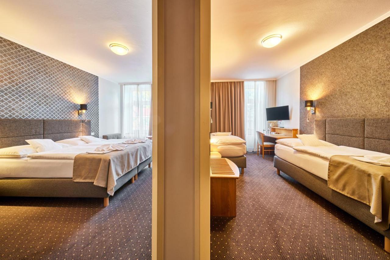 Hotel Adam Trutnov Bagian luar foto