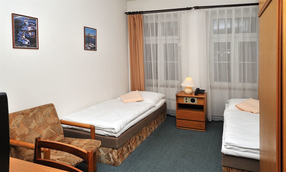 Hotel Adam Trutnov Bagian luar foto