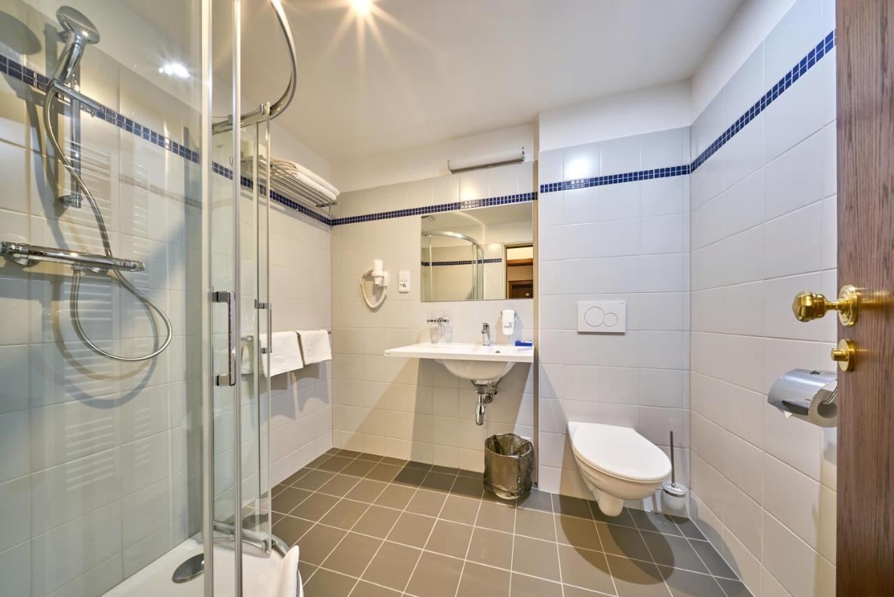 Hotel Adam Trutnov Bagian luar foto